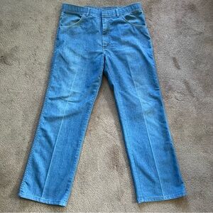 Vintage Comfort Action Sports High Waisted Jeans